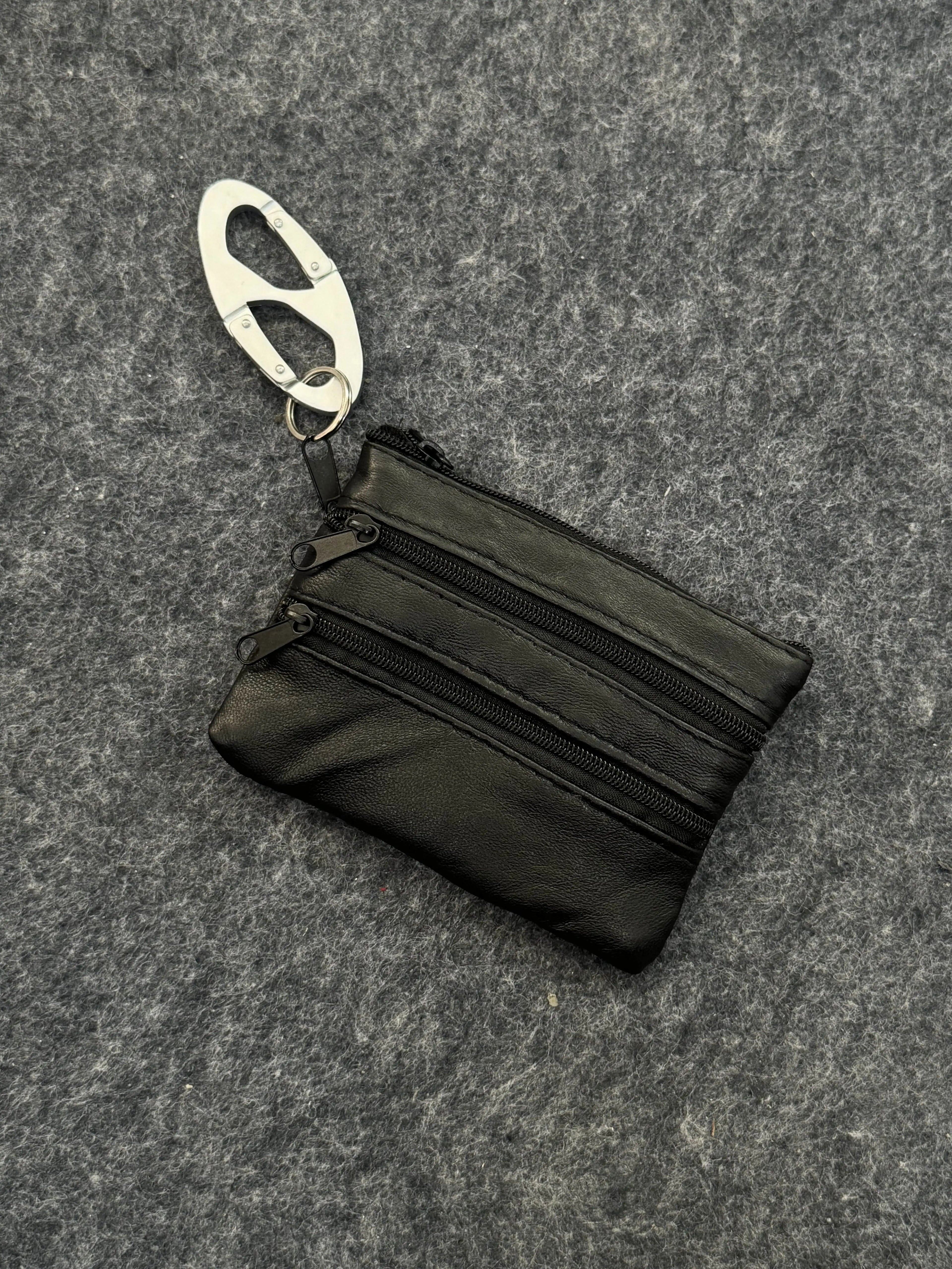 Oval Double-Clip Mini Pouch Bag Charm — Cleanfit Accessory